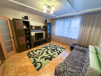 Продається 4-х кімнатна квартира в центрі Тернополя, вул.Торговиця